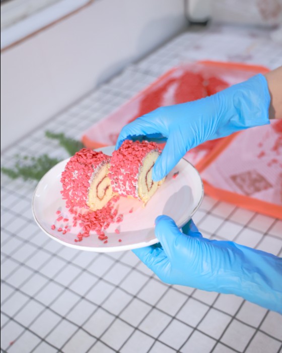 Disposable Nitrile Gloves are made of high-quality nitrile latex, which avoids the problem of latex allergy. 