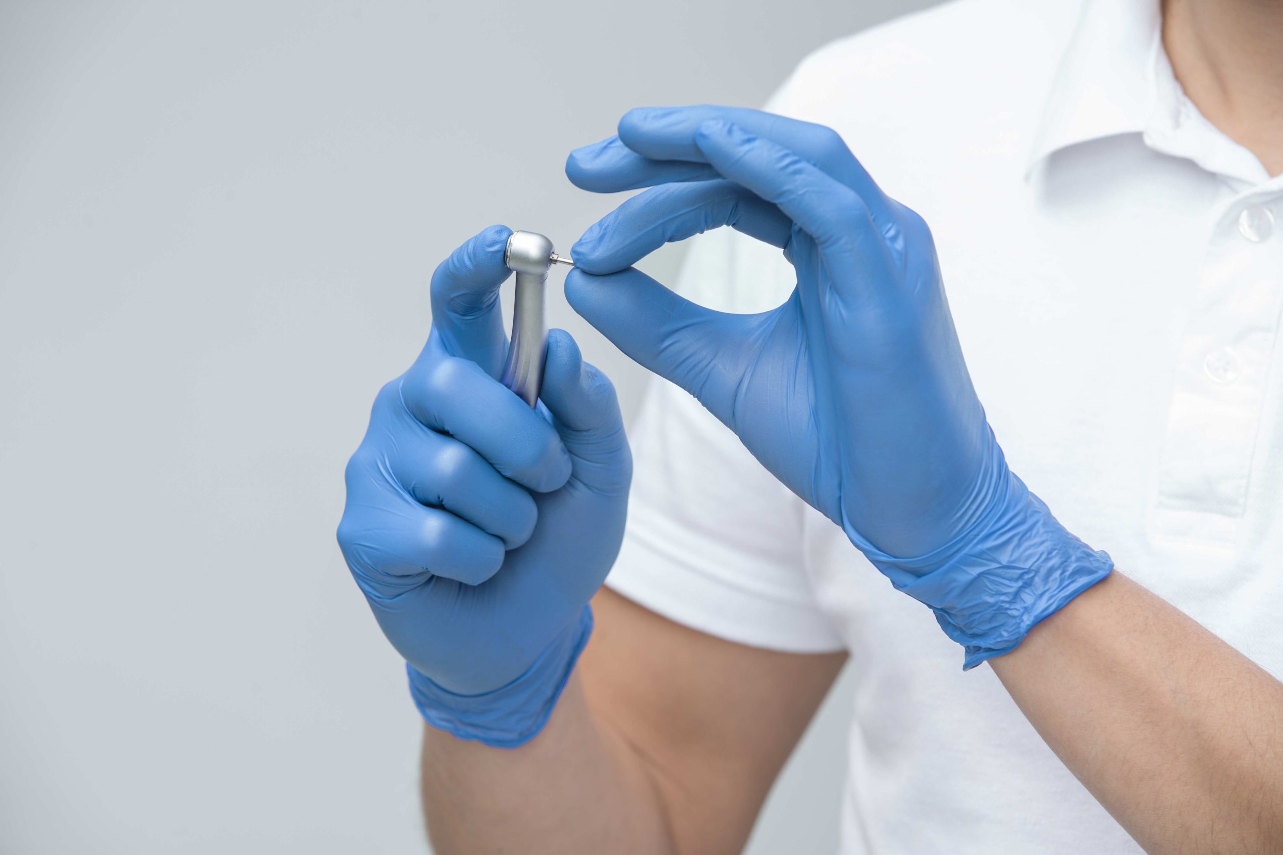 Synmax gloves are widely used in industrial settings due to their robust protective qualities.