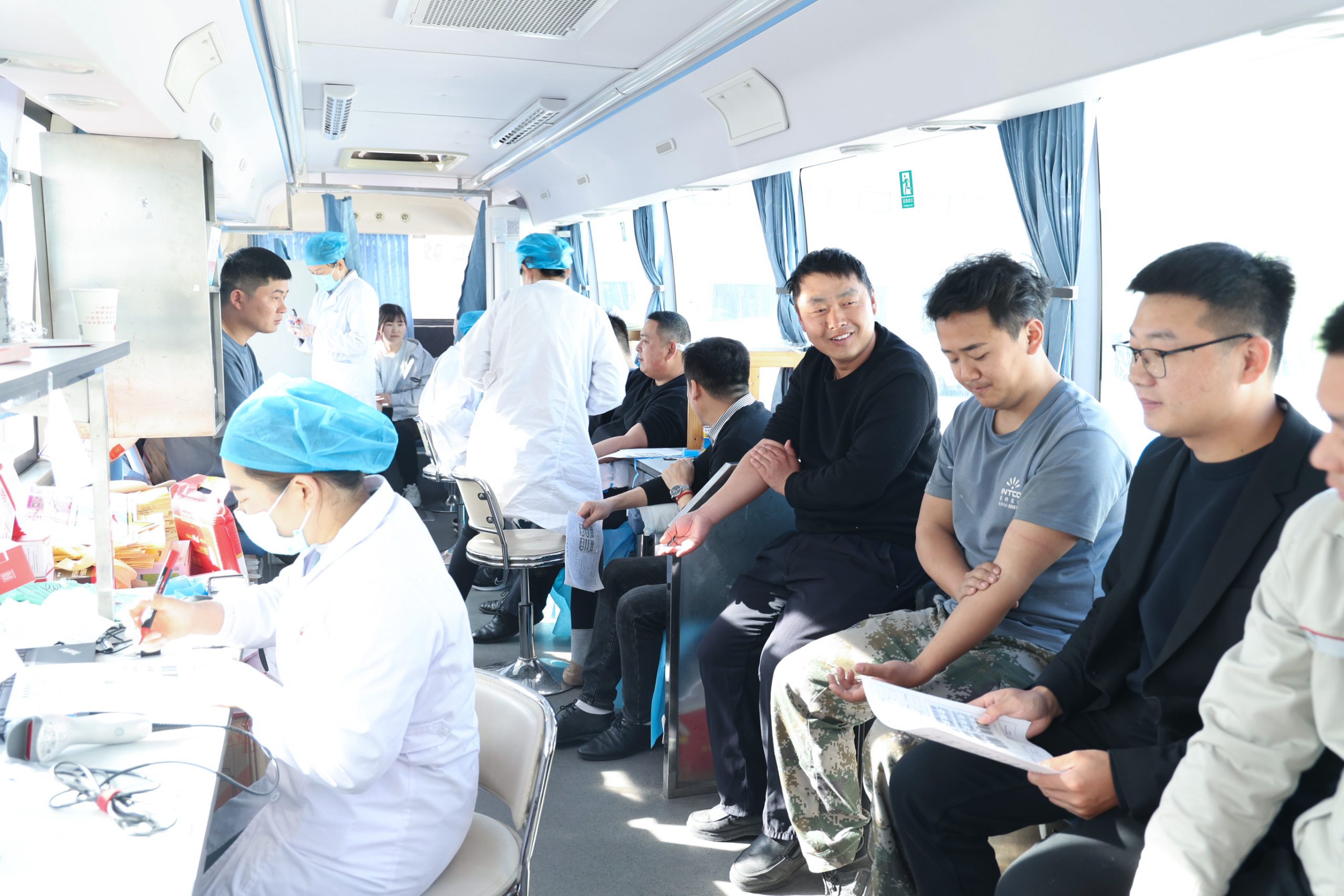 INTCO Medical organizes blood drive at Anhui campus.