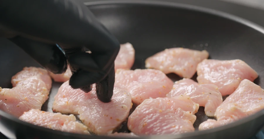 Disposable Gloves for Cooking Meat