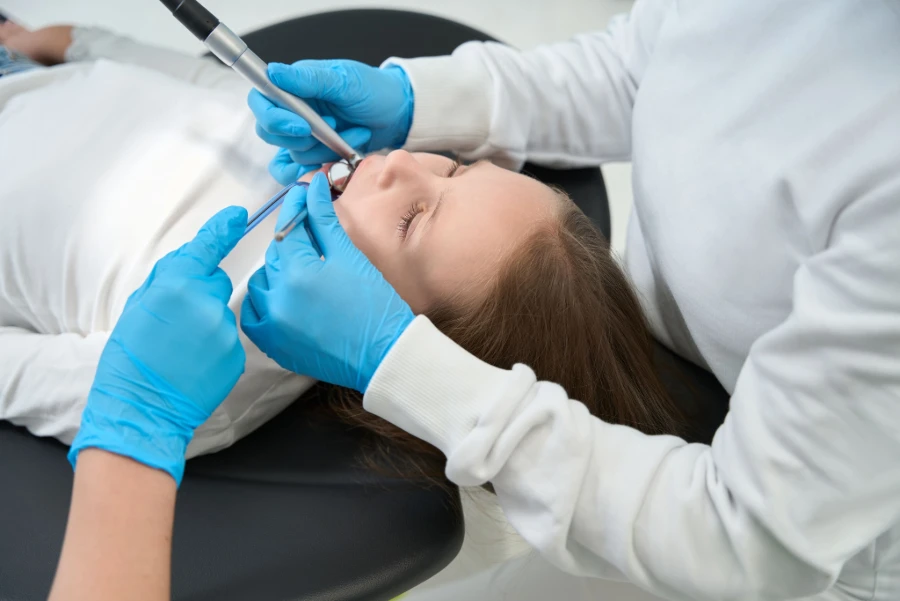 Nitrile Gloves for dental procedures