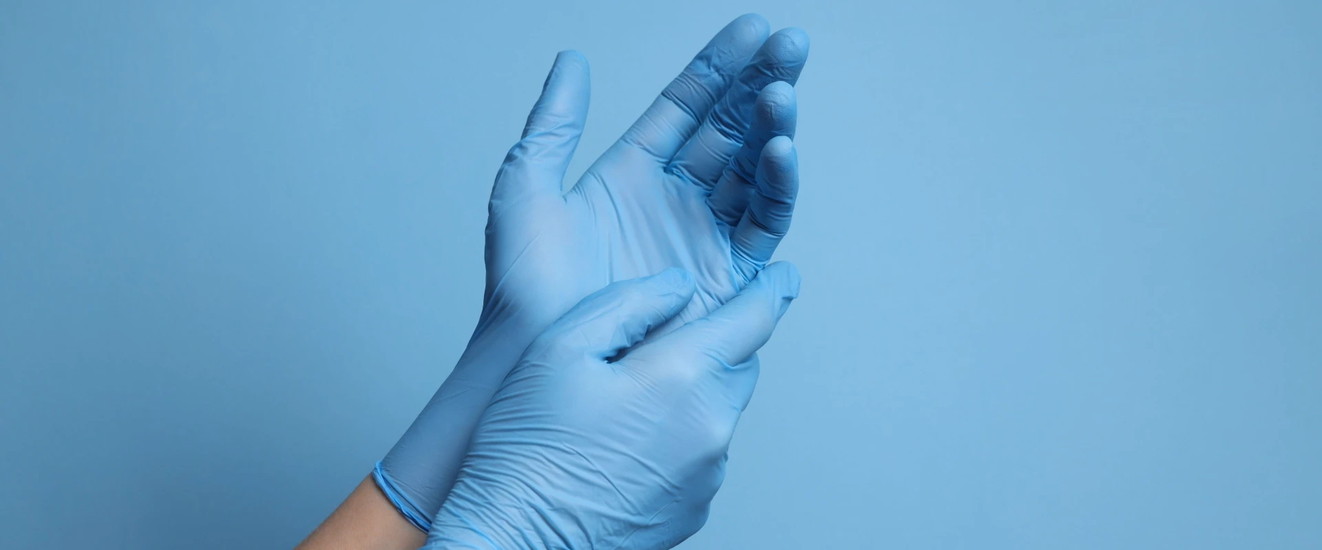 Ultra Thin Nitrile Gloves