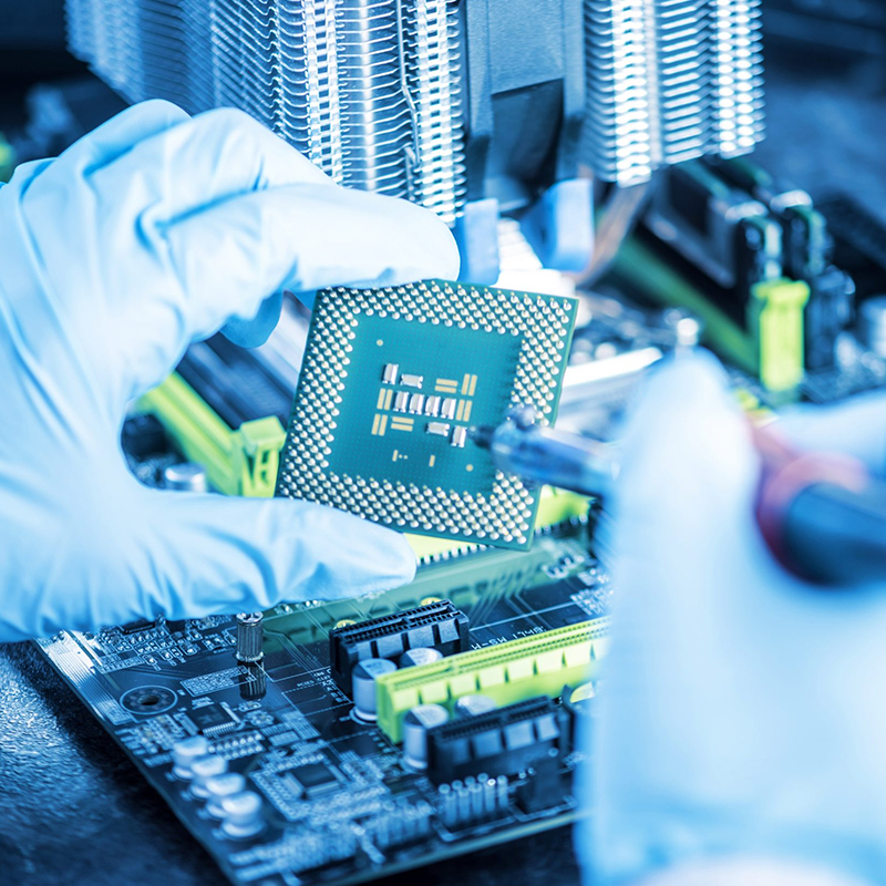 Industrial protection gloves used in electronics assembly for precision handling, component protection, and contamination control.